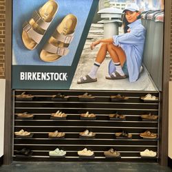 Shoe Station