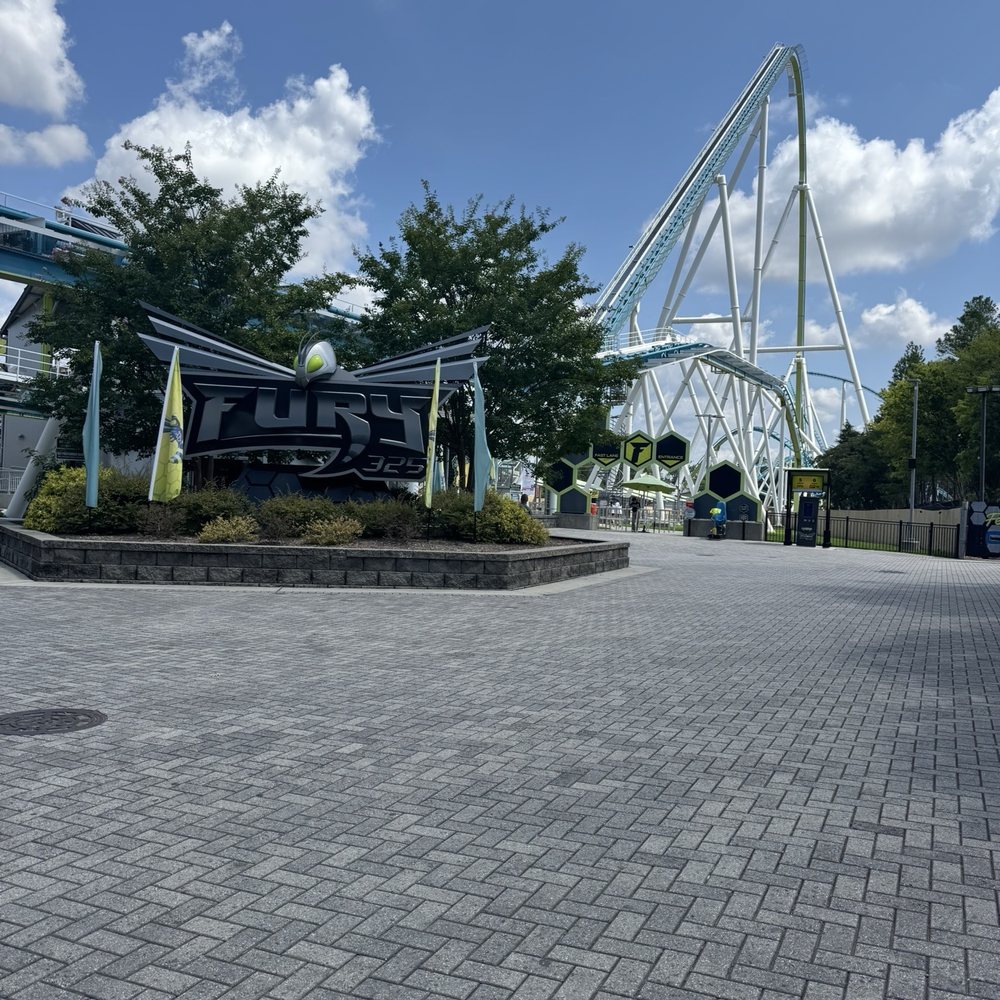 Carowinds - Amusement Parks Near Me - Charlotte, North Carolina Carowinds - Amusement Parks Near Me - Charlotte, North Carolina