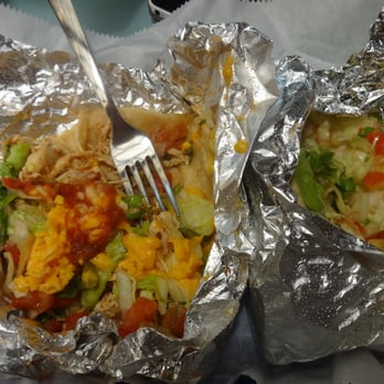 Mi Madre's Restaurant - stewed chicken, pico & cheese taco; avocado, lettuce & tomato taco - Tex-Mex Near Me - Austin, Texas