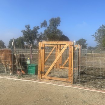 Fox Point Farms - Animal petting station (small) - Venues & Event Spaces Near Me - Encinitas, California Fox Point Farms - Animal petting station (small) - Venues & Event Spaces Near Me - Encinitas, California