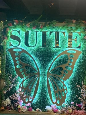 Suite Food Lounge by null