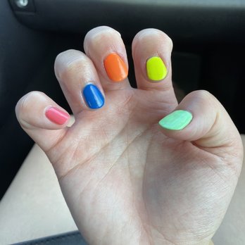 NailBox Studios - Right hand - gel mani! - Hair Removal Near Me - Castro Valley, California NailBox Studios - Right hand - gel mani! - Hair Removal Near Me - Castro Valley, California