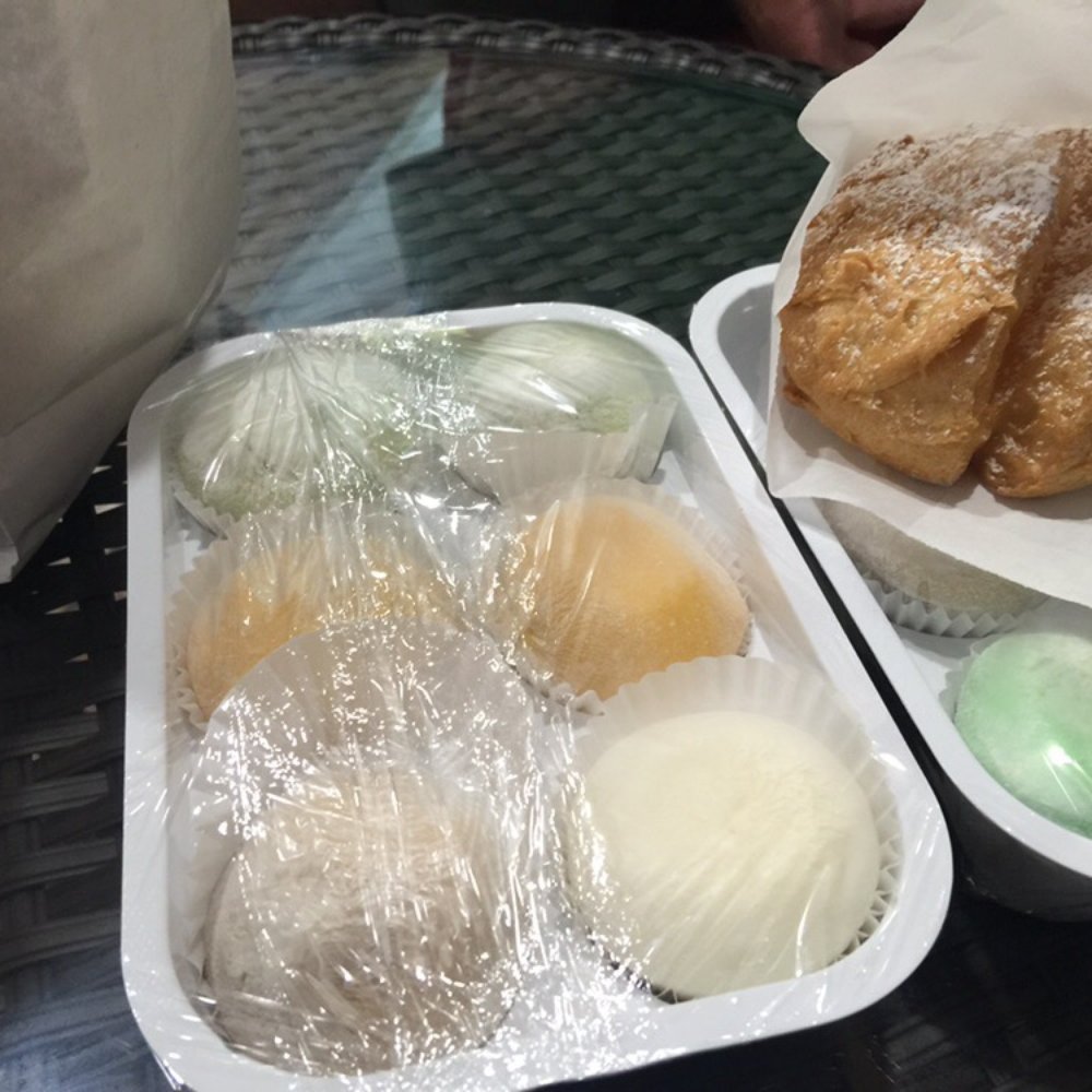 Mochi - Mochi and Vanilla Cream Puff - Ice Cream & Frozen Yogurt Near Me - Irvine, California Mochi - Mochi and Vanilla Cream Puff - Ice Cream & Frozen Yogurt Near Me - Irvine, California