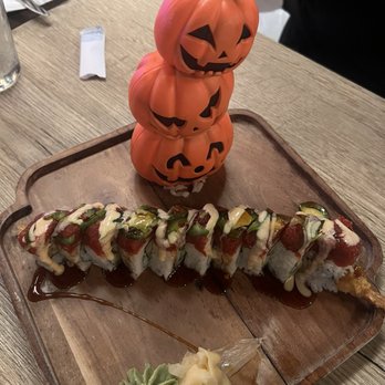 Happy Fish Sushi - Flaming Dragon - Sushi Bars Near Me - Pembroke Pines, Florida