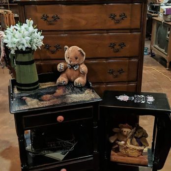 Roscoe's Treasures - Antiques Near Me - Newport, Tennessee Roscoe's Treasures - Antiques Near Me - Newport, Tennessee