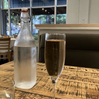 Leo's Italian Social - Sparkling rose - Italian Near Me - Charlotte, North Carolina