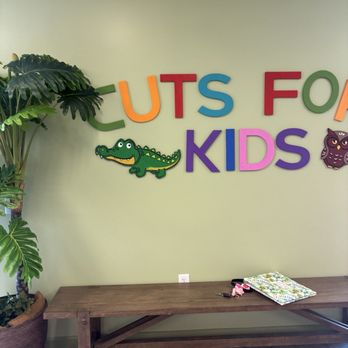 Raffi’s Cuts For Kids - Kids Hair Salons Near Me - Long Beach, California Raffi’s Cuts For Kids - Kids Hair Salons Near Me - Long Beach, California