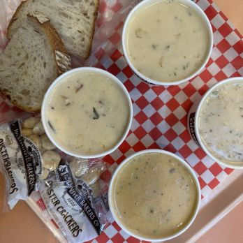 Pike Place Chowder - New England Clam Chowder Smoked Salmon Chowder Seared Scallop Chowder Seafood Bisque - Seafood Near Me - Seattle, Washington Pike Place Chowder - New England Clam Chowder Smoked Salmon Chowder Seared Scallop Chowder Seafood Bisque - Seafood Near Me - Seattle, Washington