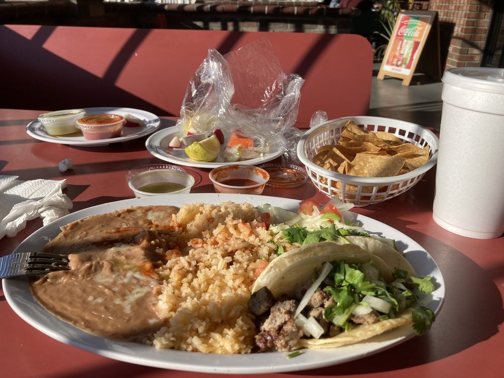 EL TACO LORO Updated August 2024 38 Photos & 26 Reviews 1303 N E