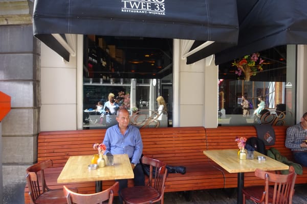 Bistro Twee33 by null