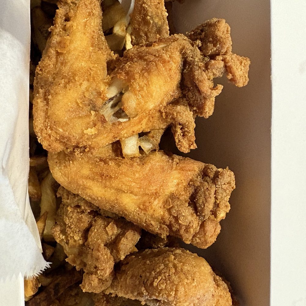 Chaps Pit Beef - Fried chicken and fries - Barbeque Near Me - Baltimore, Maryland