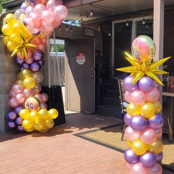 White Bloom Events - Balloon Services Near Me - Midvale, Utah