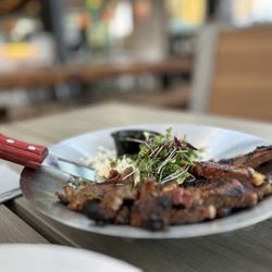 Gaucho Beach - Short ribs with Jazmine rice - deeelish!!