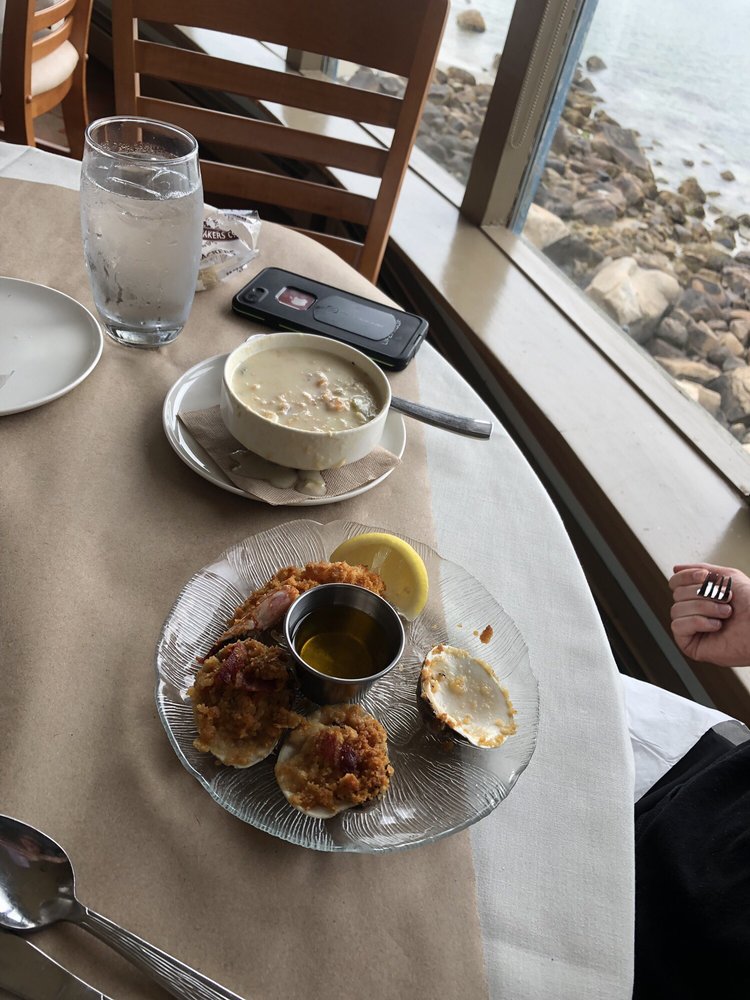 BRACKETT’S OCEANVIEW RESTAURANT 48 Photos & 84 Reviews Seafood 25