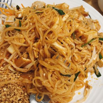 Supa Thai - Pad Thai with chicken - Thai Near Me - Kapolei, Hawaii Supa Thai - Pad Thai with chicken - Thai Near Me - Kapolei, Hawaii