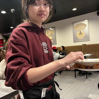 Simi's Cafe - Simi Waitress...Owner daughter - Asian Fusion Near Me - Gilbert, Arizona