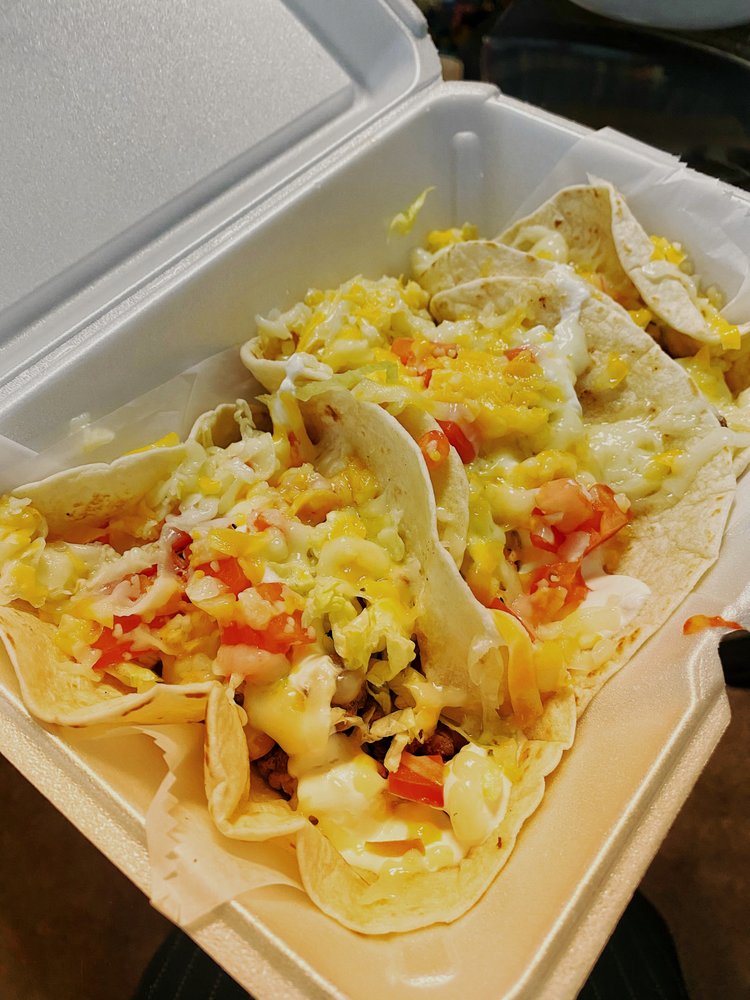 TRES JALAPENOS Updated September 2024 96 Photos & 390 Reviews 901