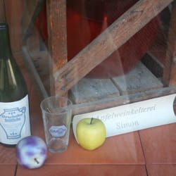 Apfelweinkelterei Simon - Orscheler Stöffche