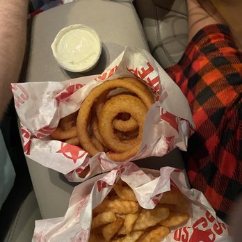 US Cafe - Onion rings and french fries - Burgers Near Me - Smyrna, Georgia US Cafe - Onion rings and french fries - Burgers Near Me - Smyrna, Georgia