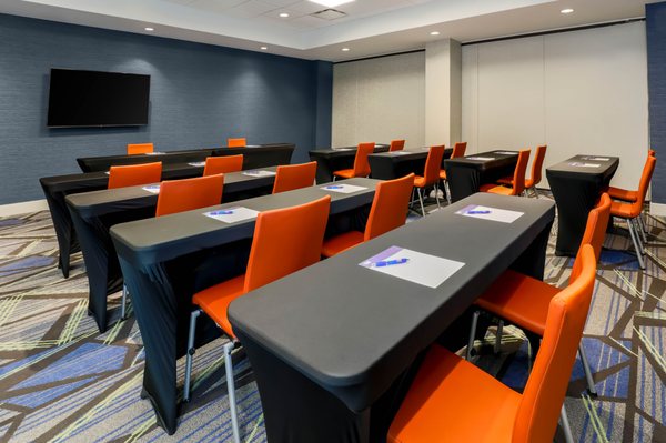 Holiday Inn Express & Suites Fort Worth Downtown by IHG by null