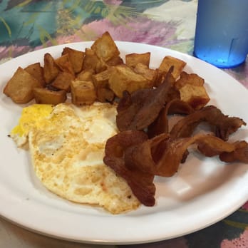 Sunrise Breakfast Shoppe - 1 egg breakfast with bacon and home fries - Breakfast & Brunch Near Me - Chesapeake, Virginia Sunrise Breakfast Shoppe - 1 egg breakfast with bacon and home fries - Breakfast & Brunch Near Me - Chesapeake, Virginia