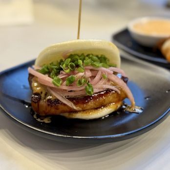 Silverlake Ramen - Pork bun - Ramen Near Me - Irvine, California Silverlake Ramen - Pork bun - Ramen Near Me - Irvine, California