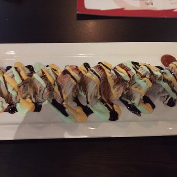 Edoko Sushi & Robata - Temptation Roll - Sushi Bars Near Me - Richardson, Texas