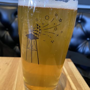 Ridgewood Bottle And Tap - Wine Bars Near Me - Seattle, Washington Ridgewood Bottle And Tap - Wine Bars Near Me - Seattle, Washington
