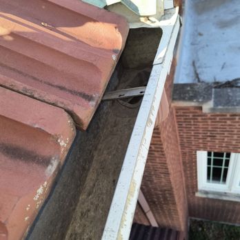 Best Price Gutter Clean - Gutter Services Near Me - Chicago, Illinois