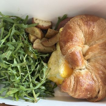 Bluetree Cafe - Kaka'ako - BLUETREE CROISSANWICH - Coffee & Tea Near Me - Honolulu, Hawaii