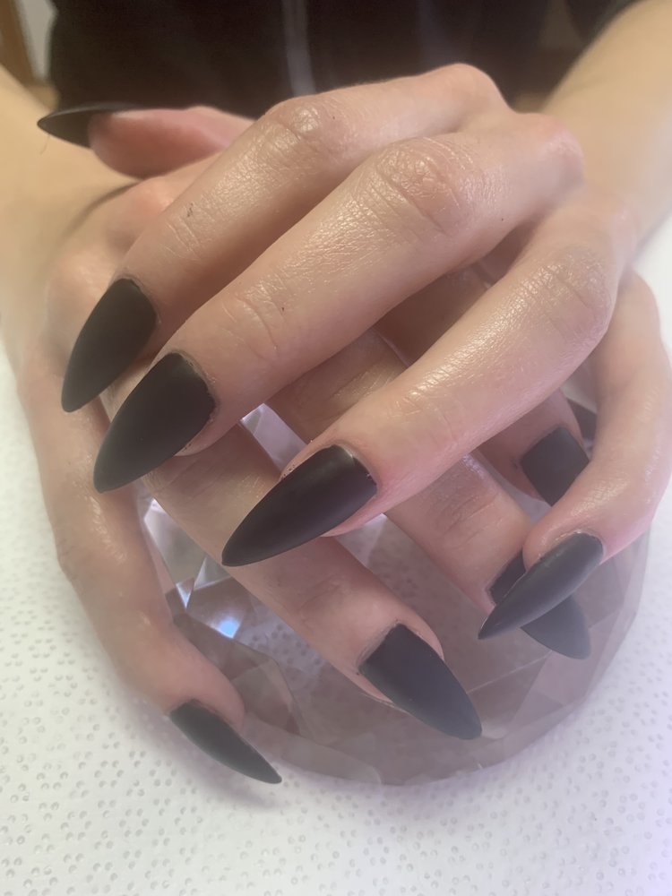 A Perfect Ten Nail Studio  Logo