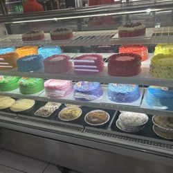 América - Cakes that you can have personalized.
