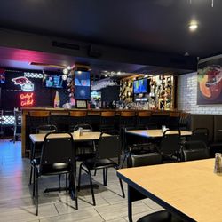 Quetzal Authentic Mexican Cuisine - Bar area