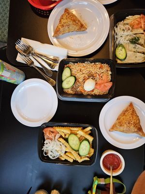 Caravan Halal Central Asian Fusion by null