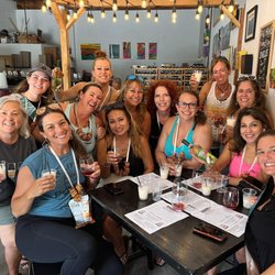 Island Tropic Tours - Oneo Winemaking in Kailua, a style of wine for everyone & ono pupus too
