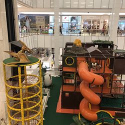 Midway Mall - Play area