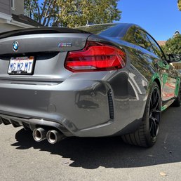 Rear - Inner exhaust tips polished at special request, they were totally BLACK with carbon buildup before! Rear - Inner exhaust tips polished at special request, they were totally BLACK with carbon buildup before!