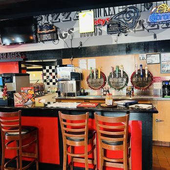 Shakey's Pizza Parlor - Small bar, beer only. - Pizza Near Me - Los Angeles, California Shakey's Pizza Parlor - Small bar, beer only. - Pizza Near Me - Los Angeles, California