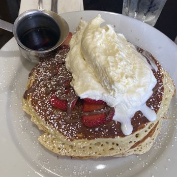 Bea Bea's - Summer's dream pancakes - Coffee & Tea Near Me - Burbank, California Bea Bea's - Summer's dream pancakes - Coffee & Tea Near Me - Burbank, California