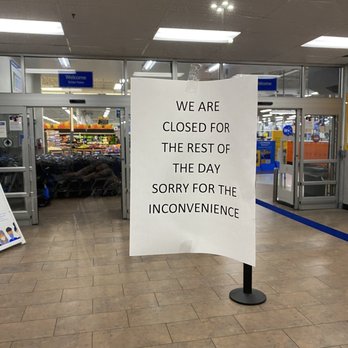 Walmart Supercenter - Early morning 1-12-2021 - Department Stores Near Me - Tulsa, Oklahoma