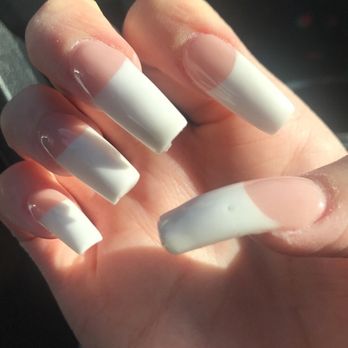 Deluxe Nails and Spa - Nail Salons Near Me - Denton, Texas