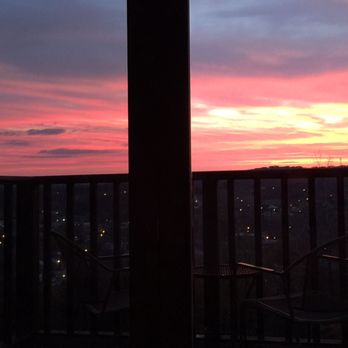 Hermann Hill - View of sunrise from bed in the morning - Venues & Event Spaces Near Me - Hermann, Missouri
