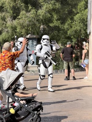 Star Wars: Galaxy's Edge by null