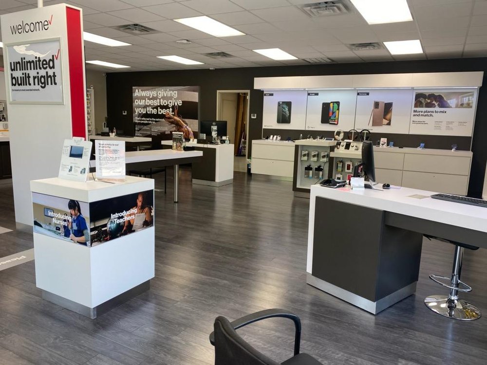 VERIZON AUTHORIZED RETAILER WIRELESS ZONE 3440 Orange Ave NE, Roanoke, Virginia Mobile