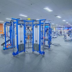 Cascade Athletic Clubs - Huge Exercise Floor