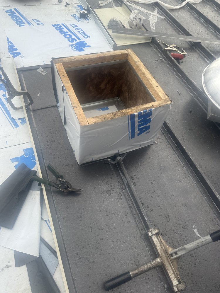 Slide of Cruz Metal Roof