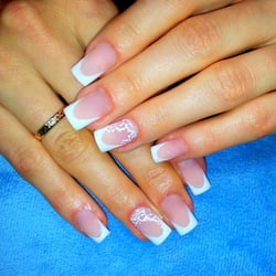 Alina-Beautiful-Nails