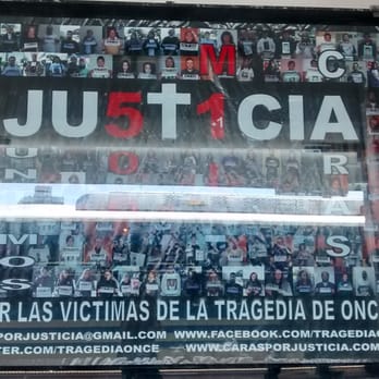 1. Mural Victimas Tragedia de Once