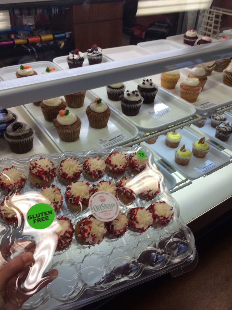 OH SNAP CUPCAKES CLOSED 72 Photos & 81 Reviews 707 E Cervantes St