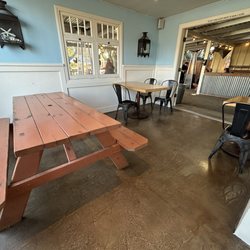 Padaro Beach Grill - Lots of seating nooks